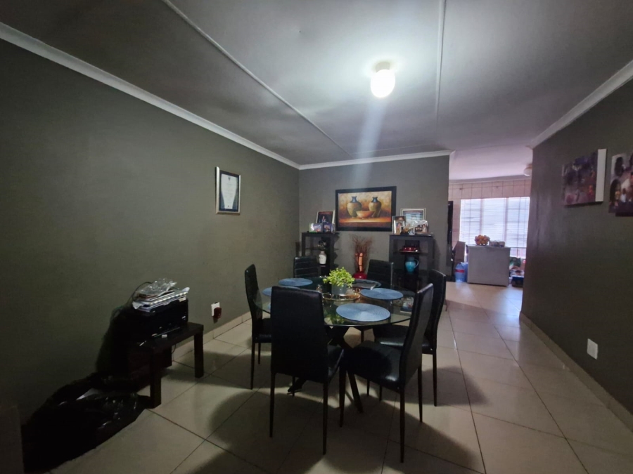To Let 3 Bedroom Property for Rent in Kathu Northern Cape